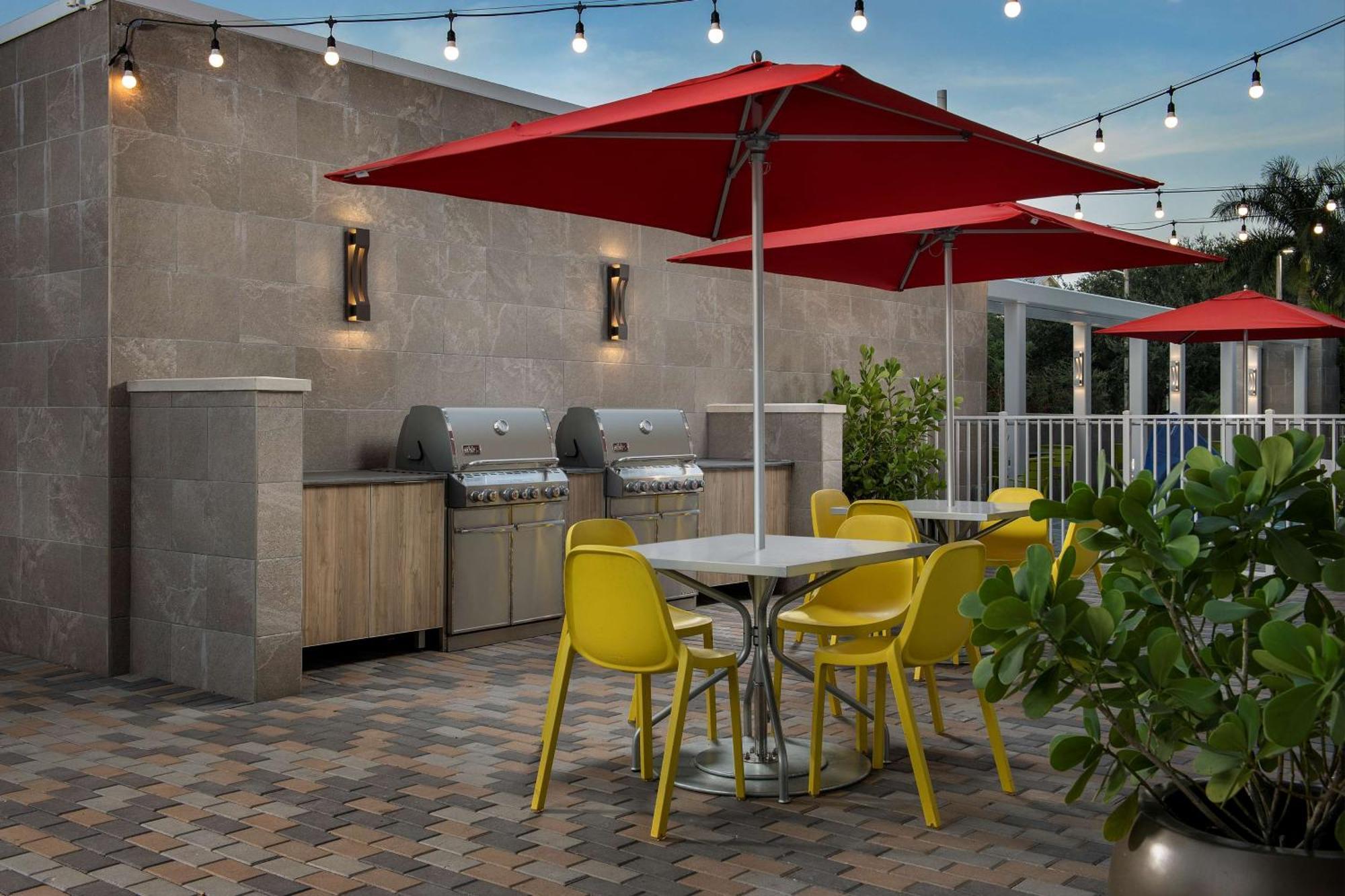 Home2 Suites By Hilton Miami Doral West Airport, Fl Exterior photo